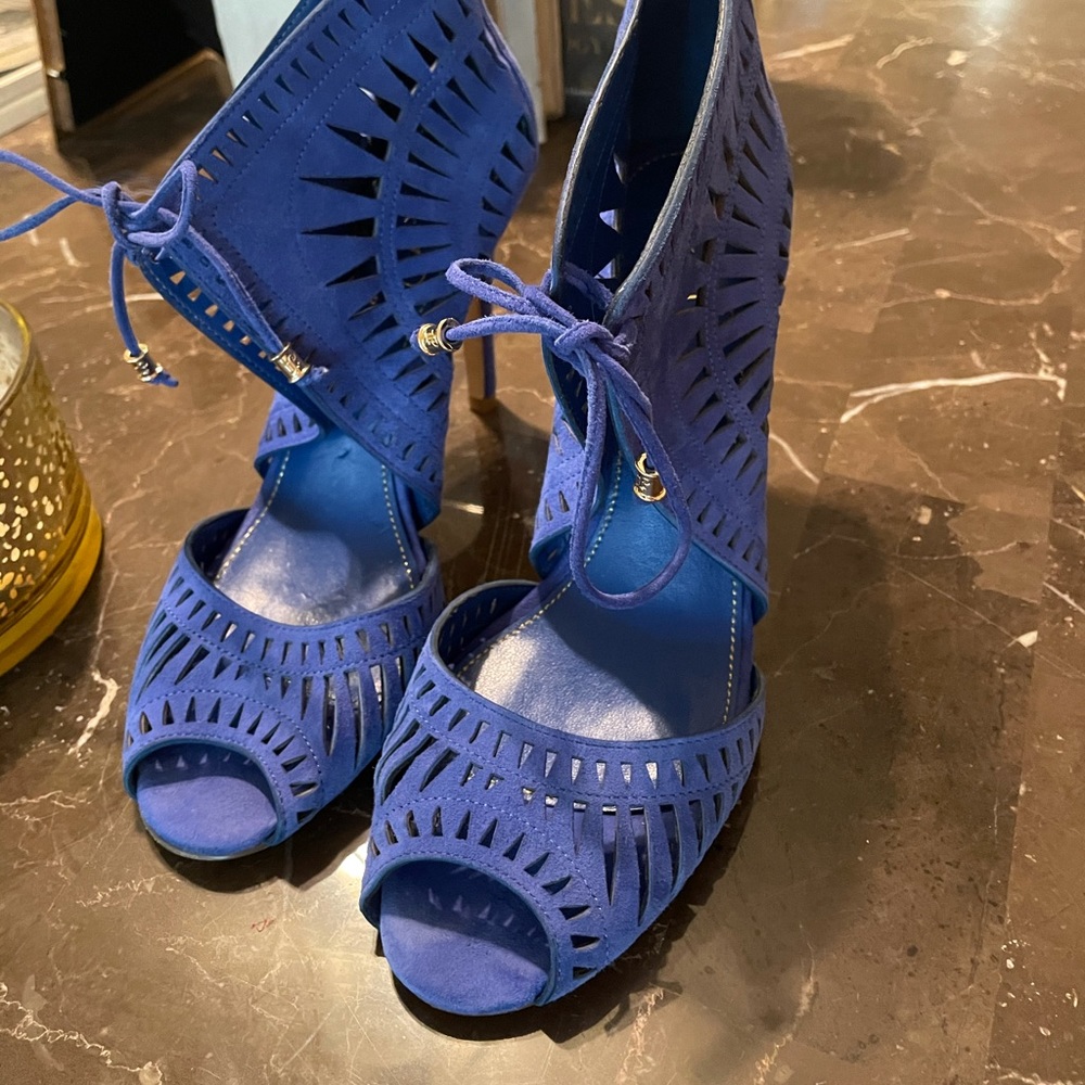 IVANKA TRUMP Delfino Heels